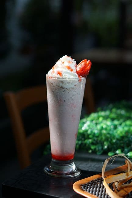 Pinky Freaky Shake